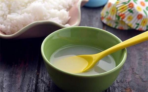 با خواص آب برنج آشنا شوید